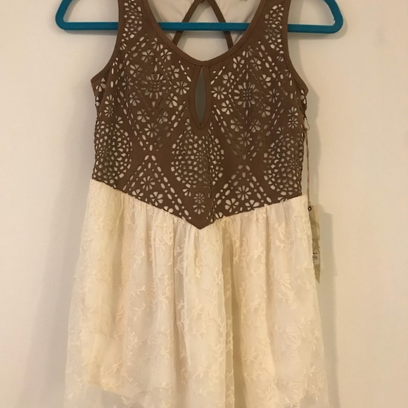 BKE Tops - New Gimmicks lace tank